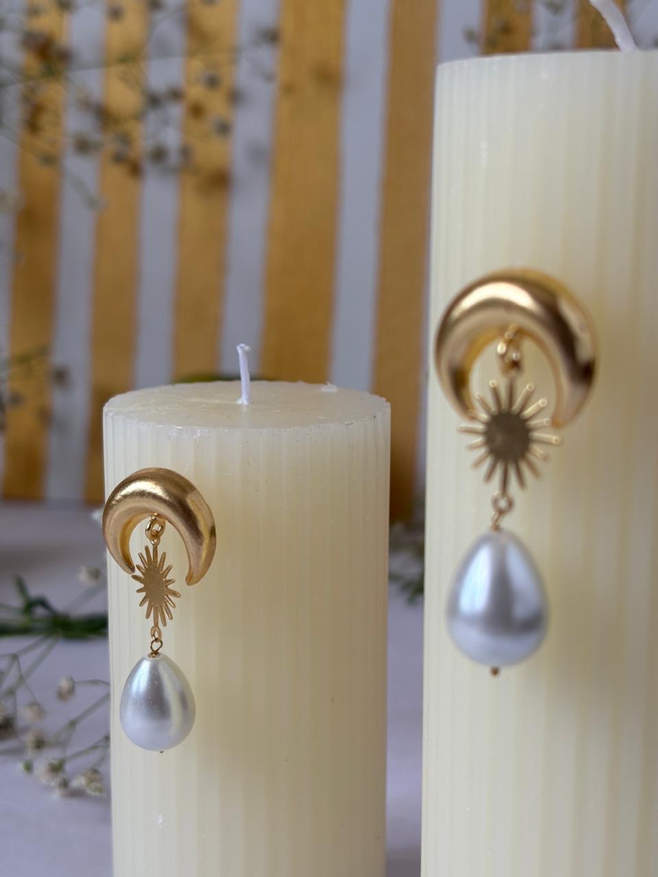 Pearl moon Earrings