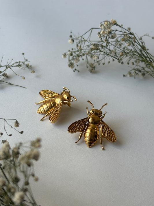 Bee earring