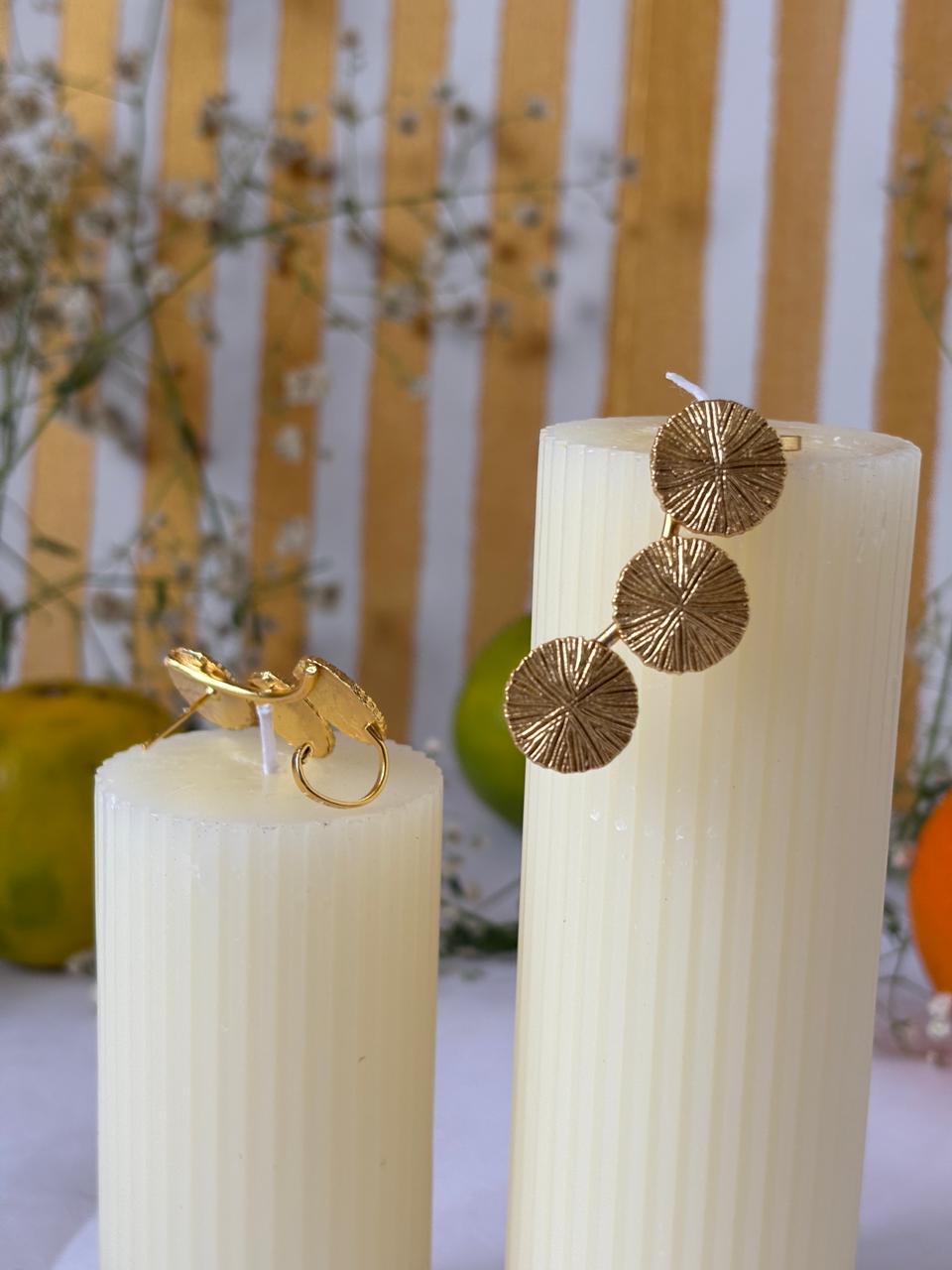 3 Dots earcuffs