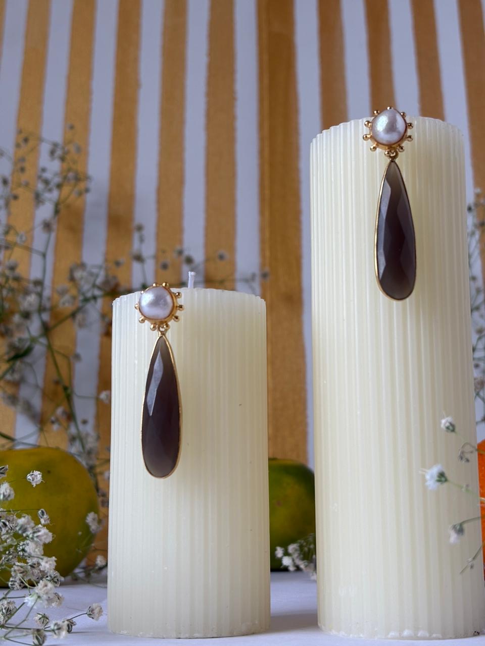 Vintage pearl drop earrings