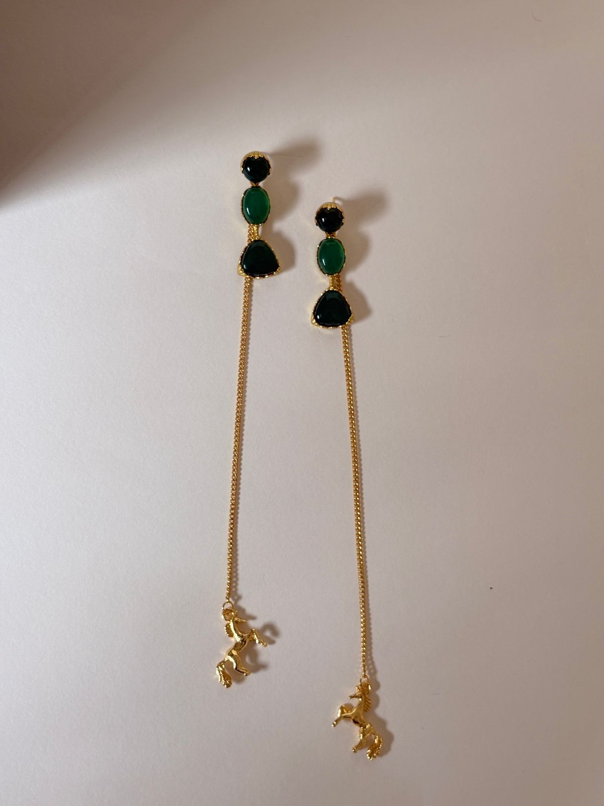 Emerald Kashmiri earring