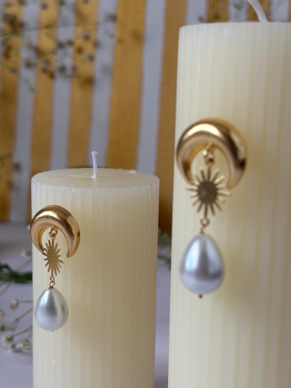 Pearl moon Earrings