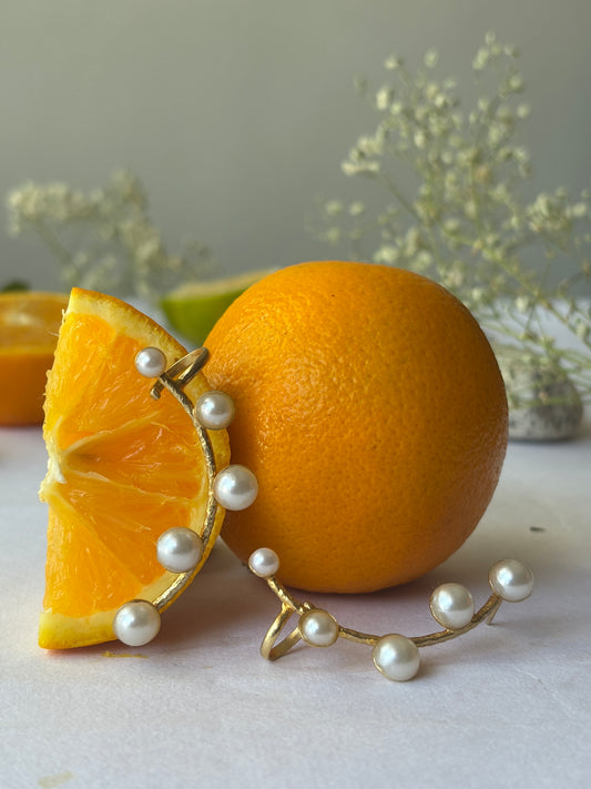 Pearl ear cuff