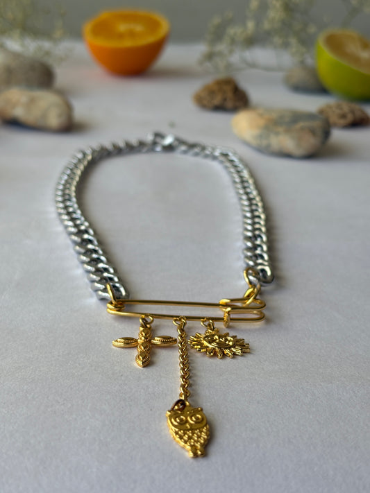 Dualtone safety pin necklace