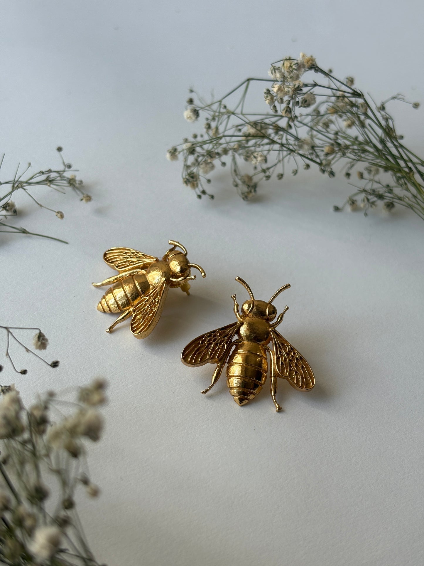 Bee earring