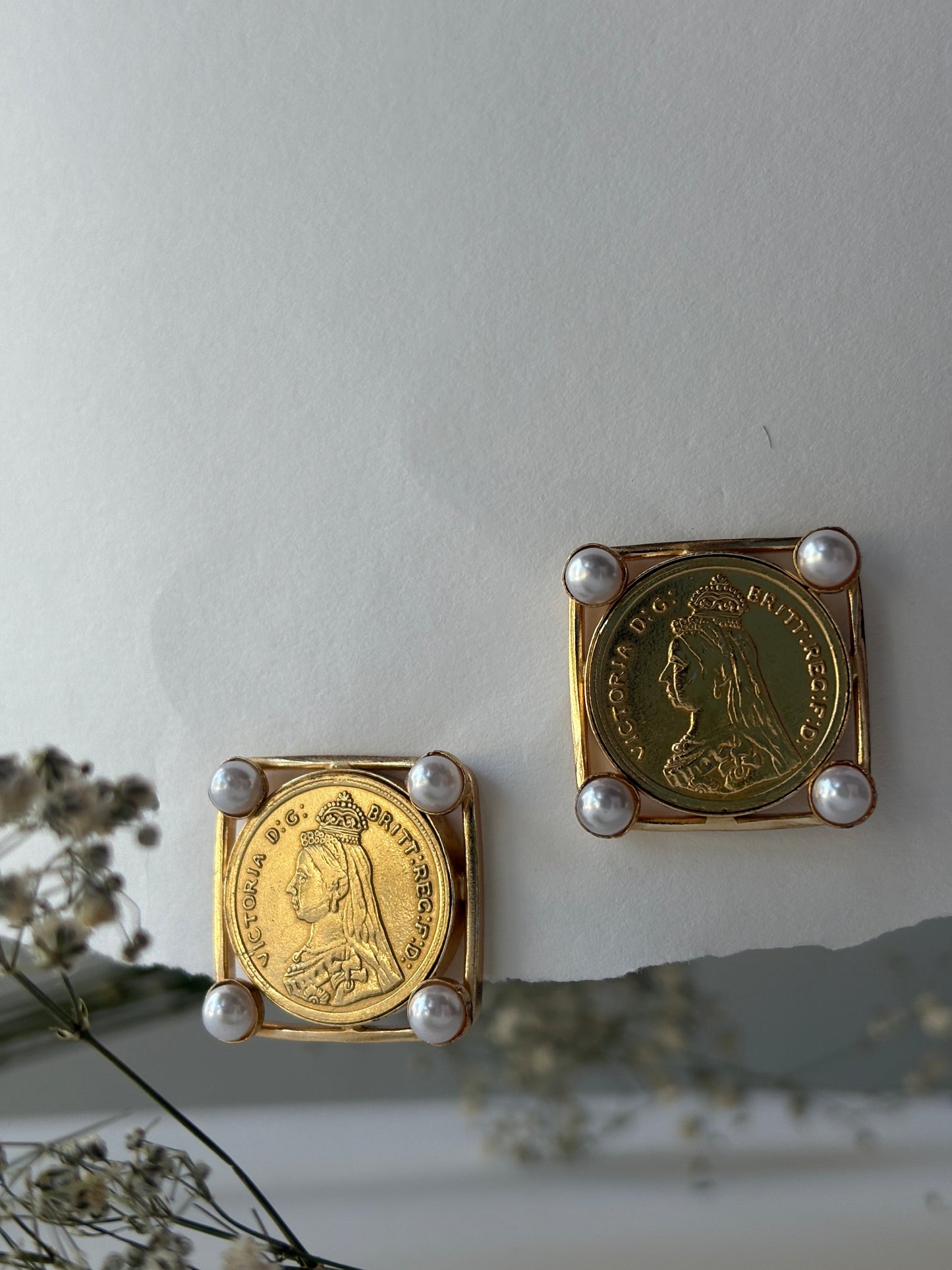 Vintage sikka earring