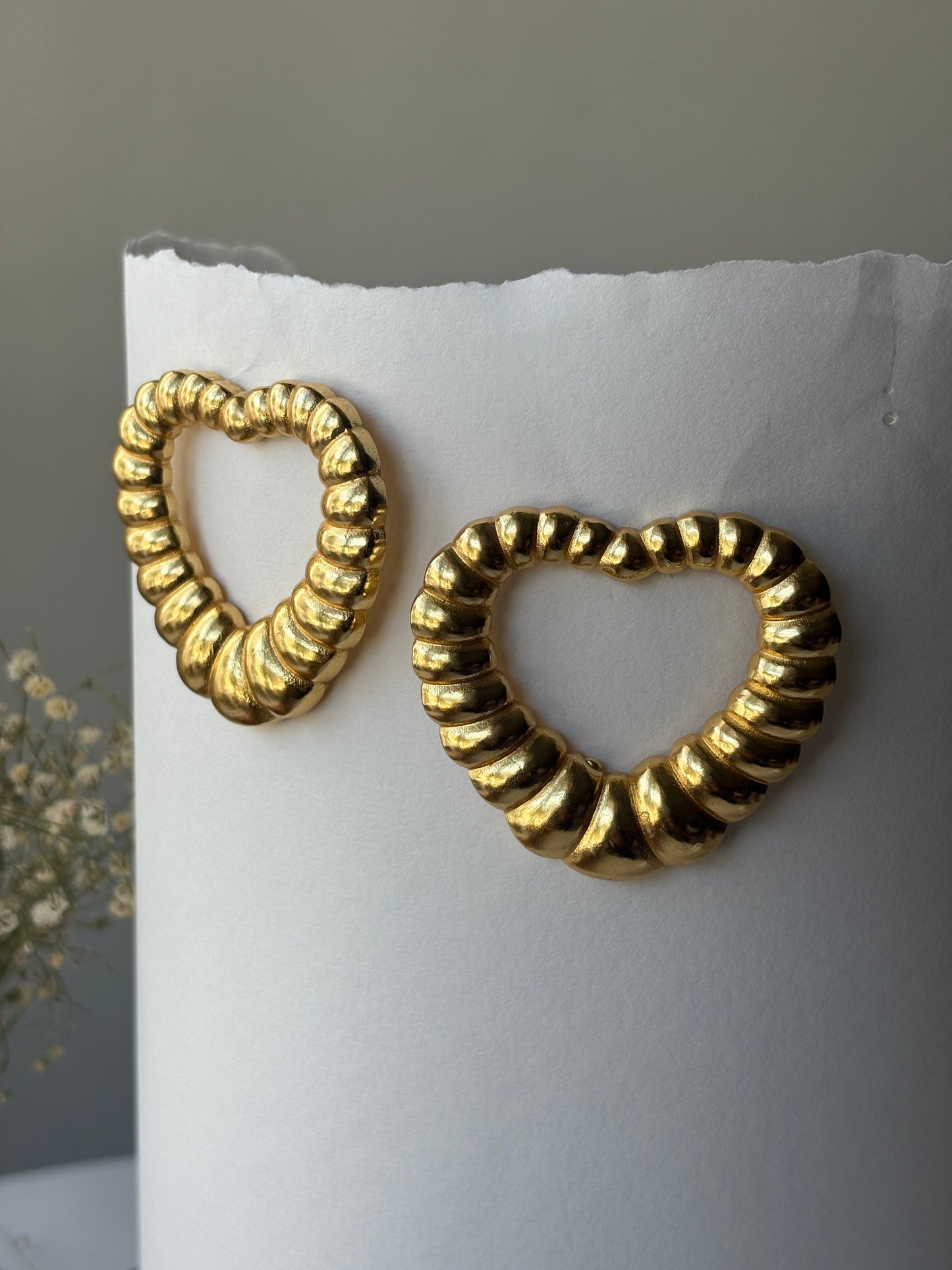 Croissant heart earring